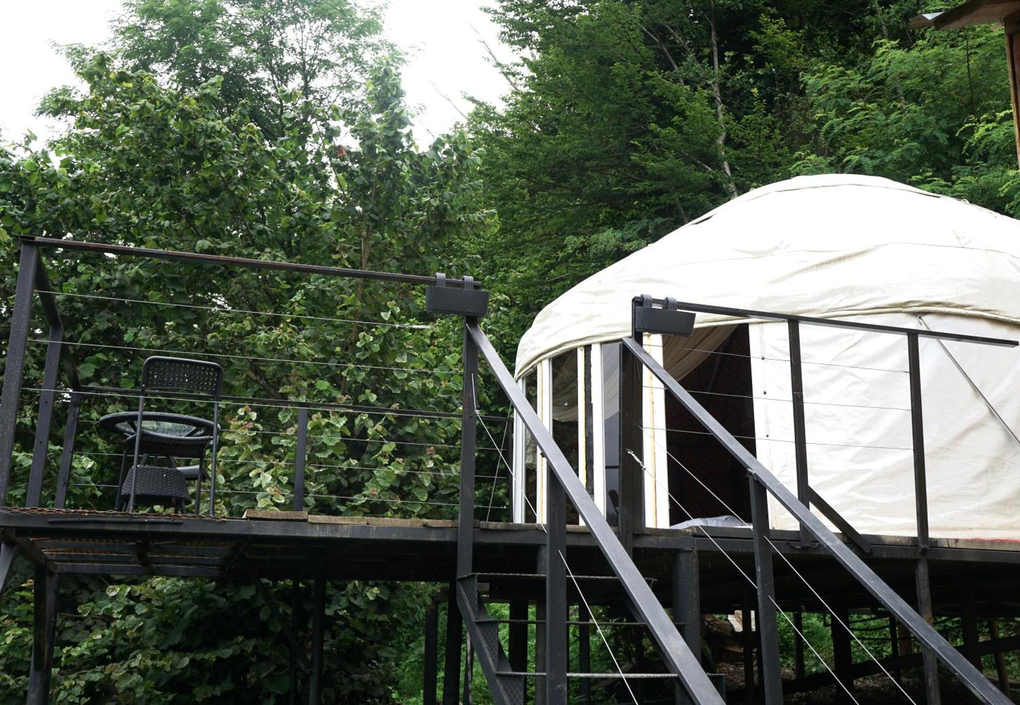 Hotel Mtirala Glamping à Chakvistavi Extérieur photo